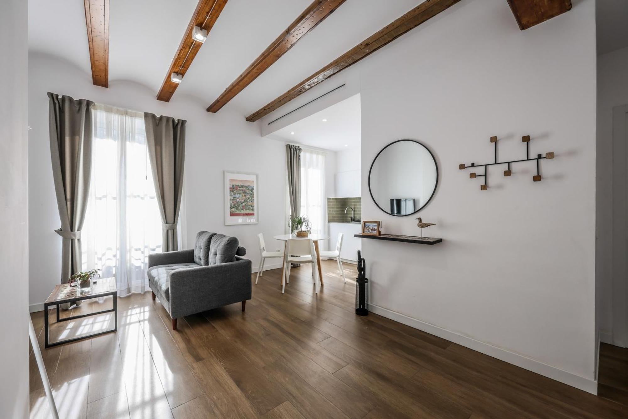 Amazinn Places Evi Apartments บาเลนเซีย ภายนอก รูปภาพ