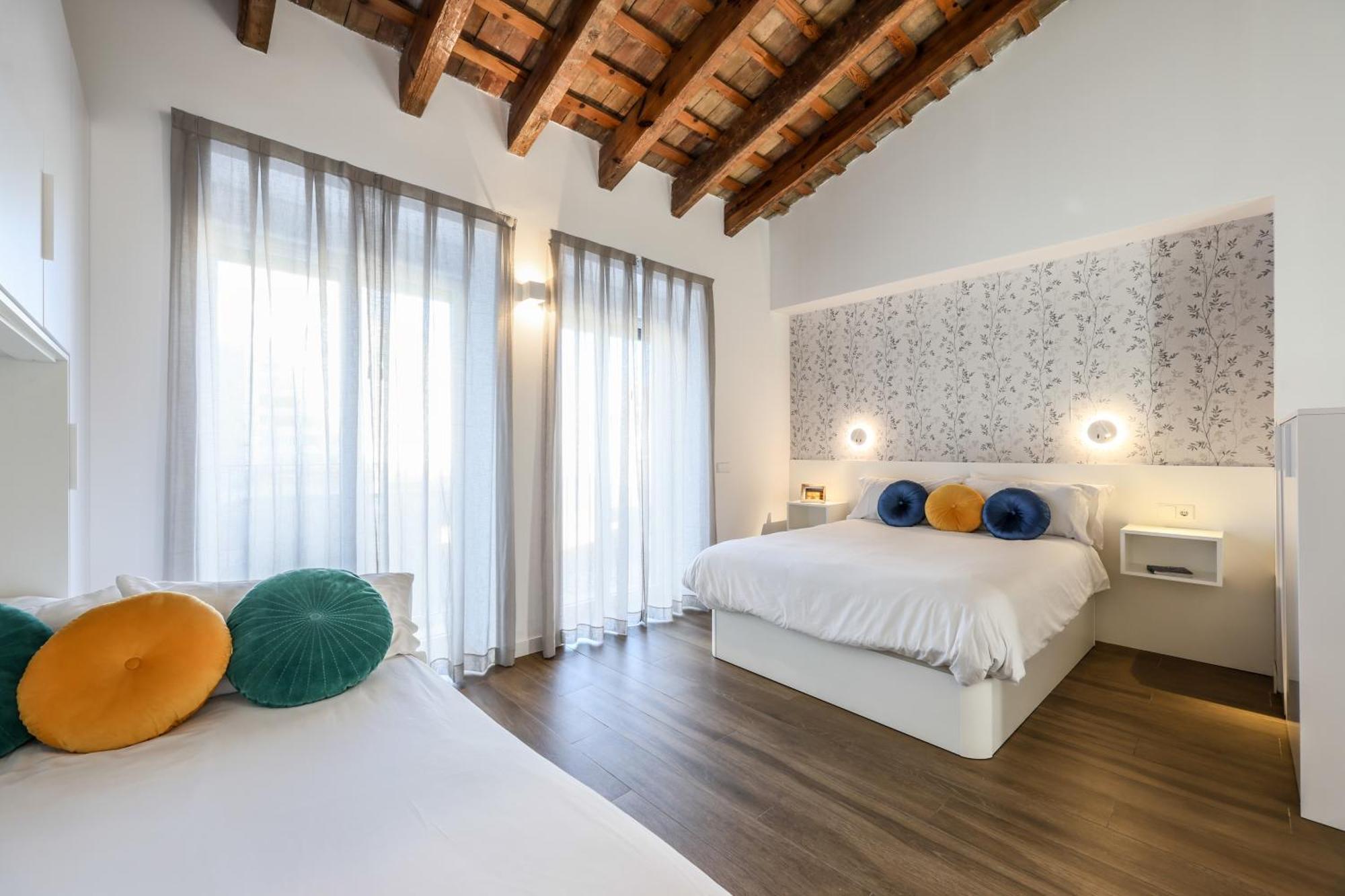 Amazinn Places Evi Apartments บาเลนเซีย ภายนอก รูปภาพ