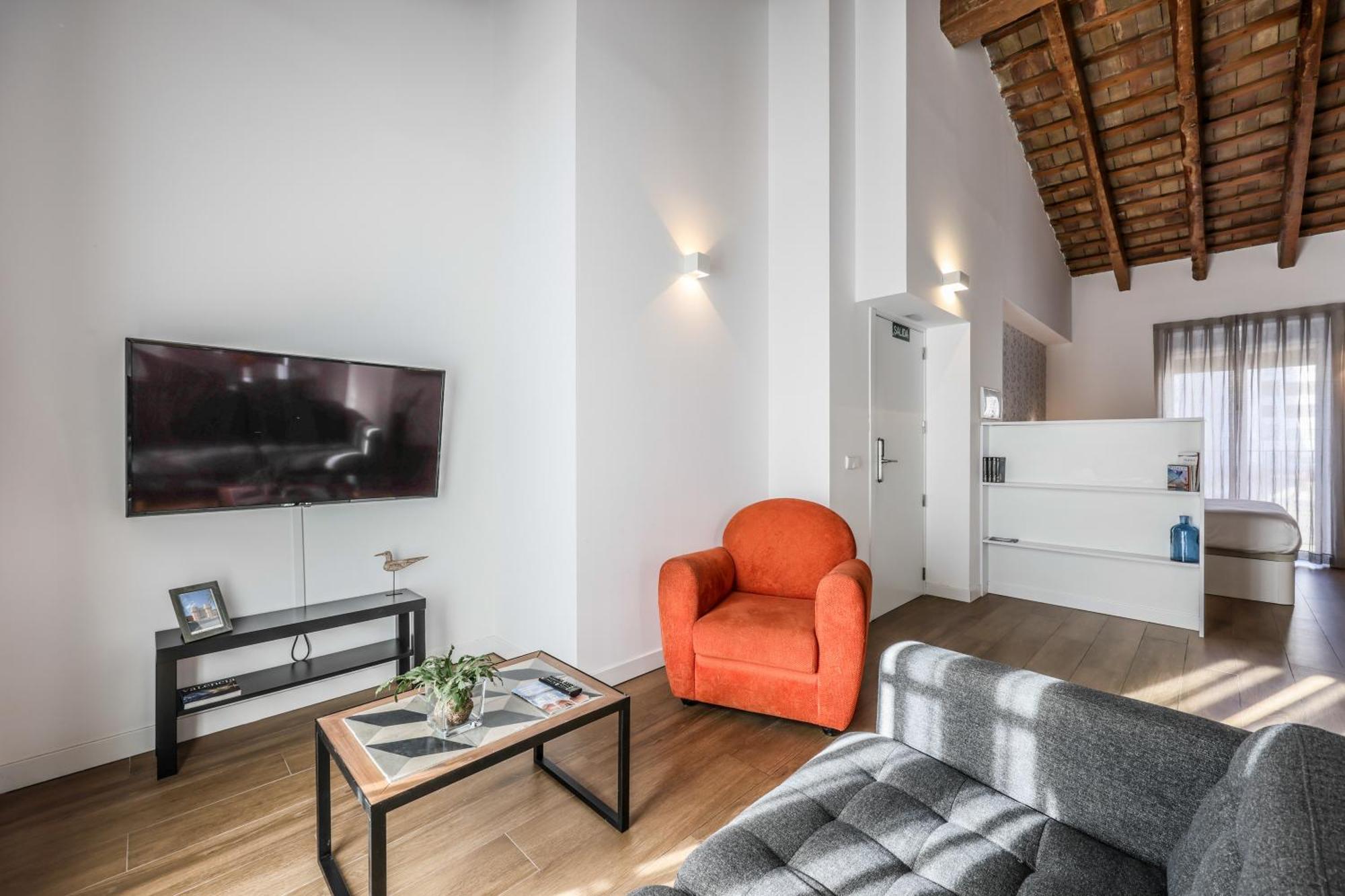 Amazinn Places Evi Apartments บาเลนเซีย ภายนอก รูปภาพ