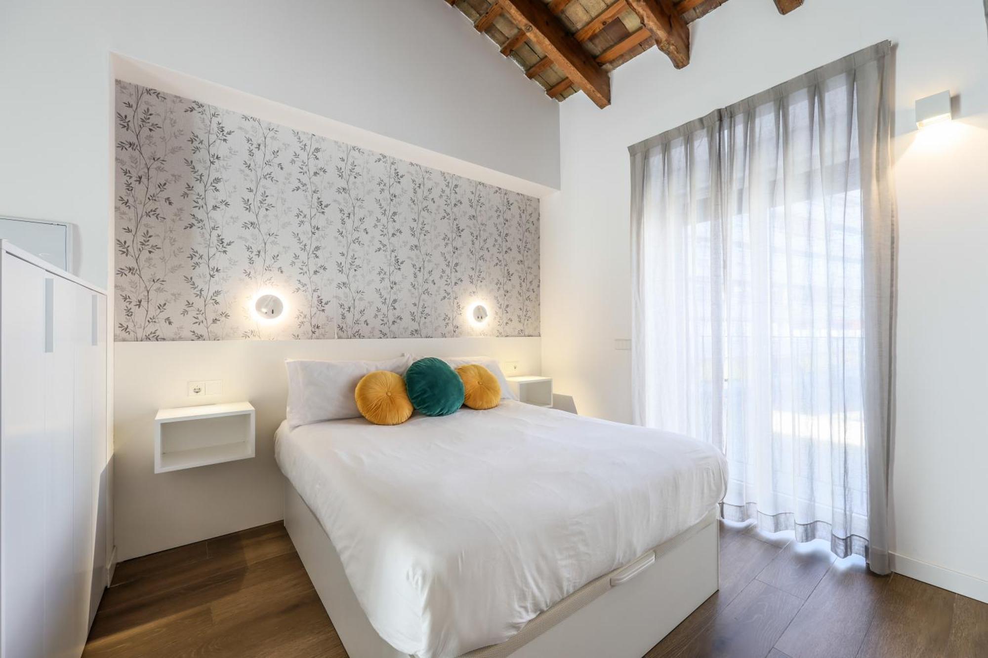Amazinn Places Evi Apartments บาเลนเซีย ภายนอก รูปภาพ