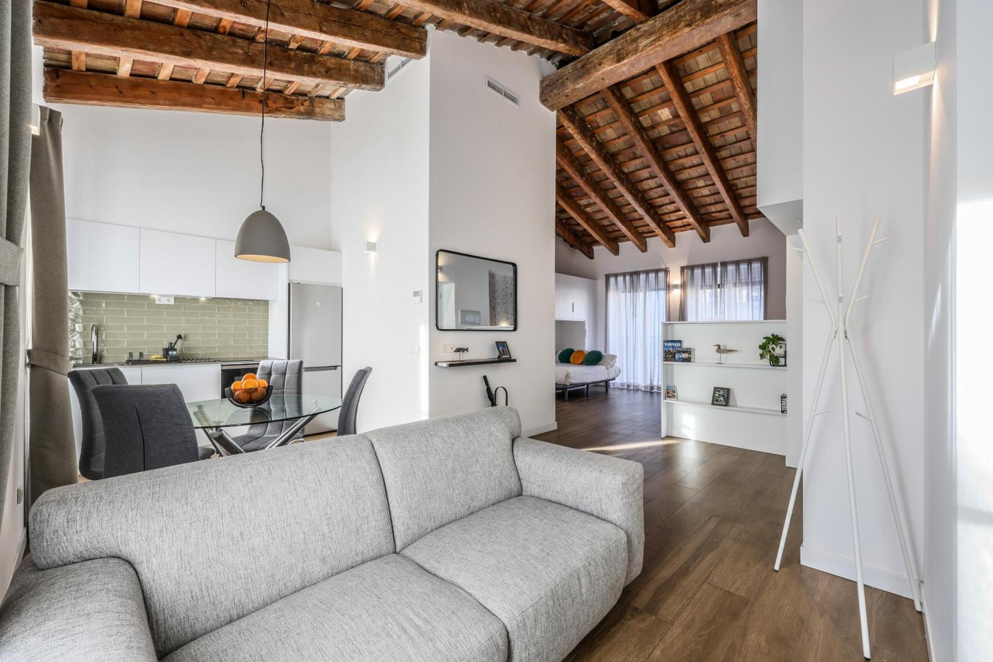Amazinn Places Evi Apartments บาเลนเซีย ภายนอก รูปภาพ