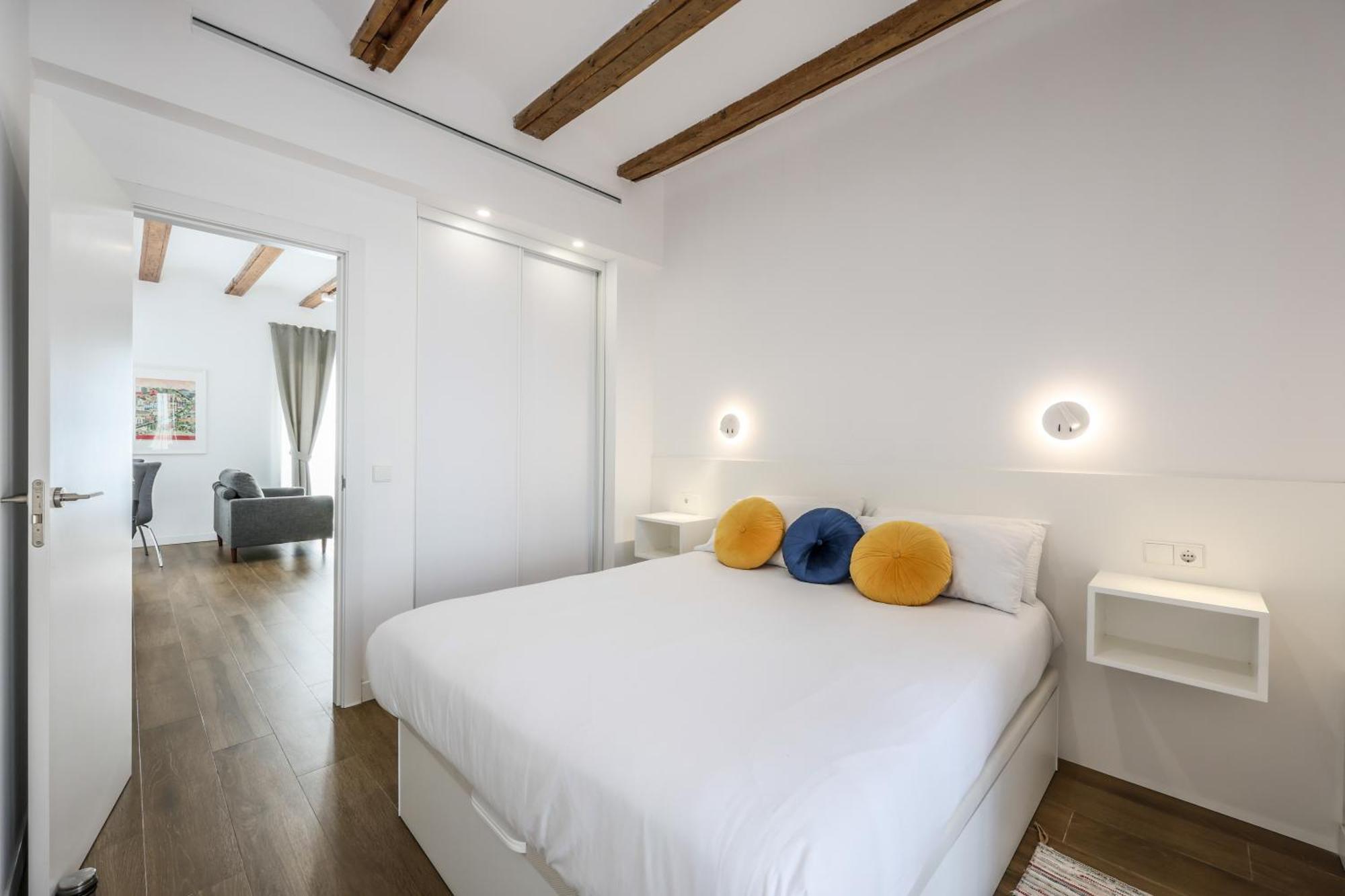 Amazinn Places Evi Apartments บาเลนเซีย ภายนอก รูปภาพ