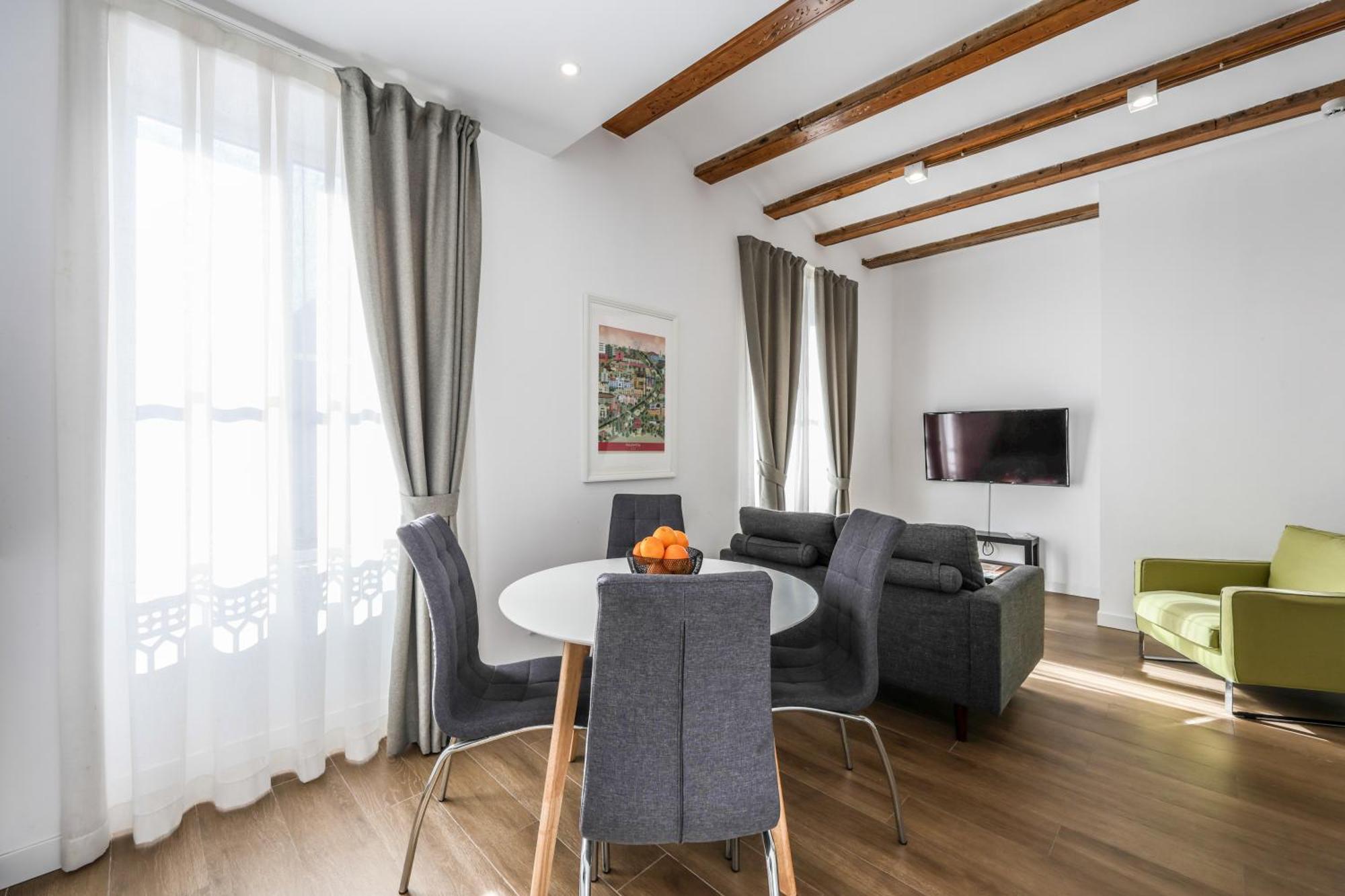 Amazinn Places Evi Apartments บาเลนเซีย ภายนอก รูปภาพ